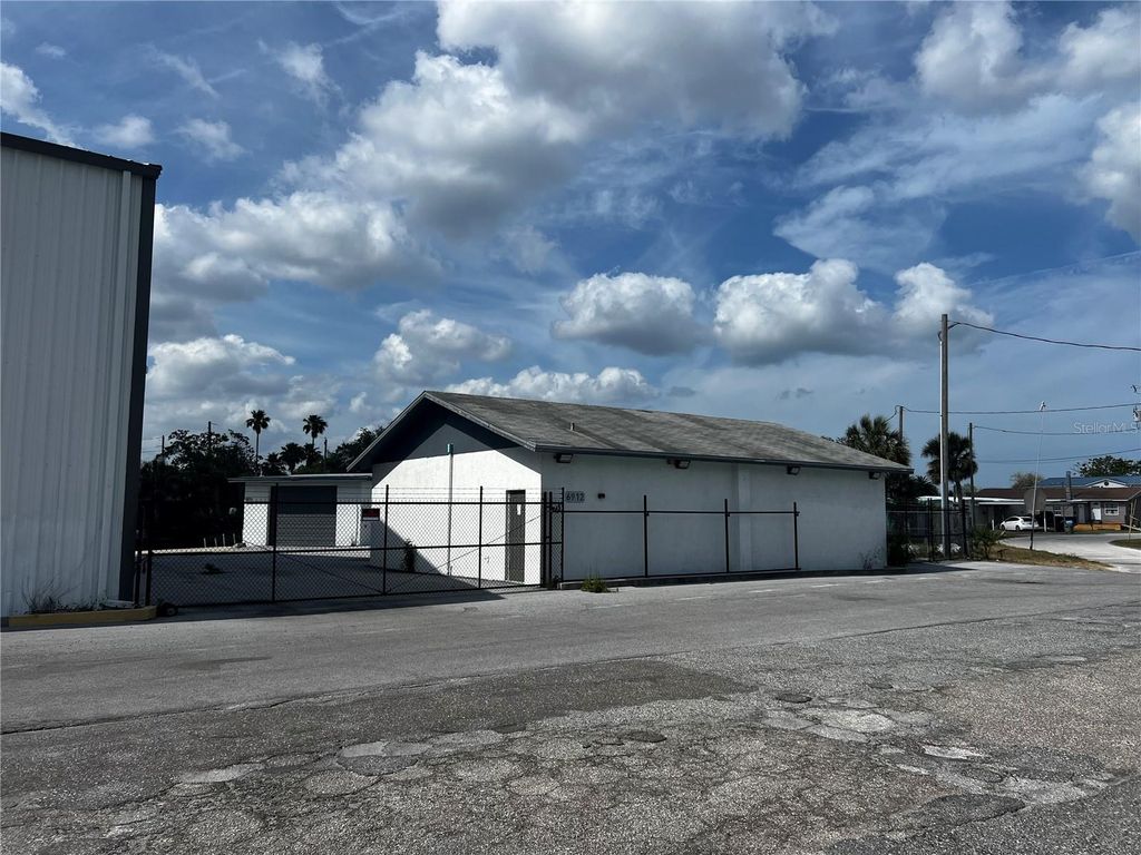 Photo of 6912 Puffin Lane, Hudson, FL 34667 (MLS # W7875161)
