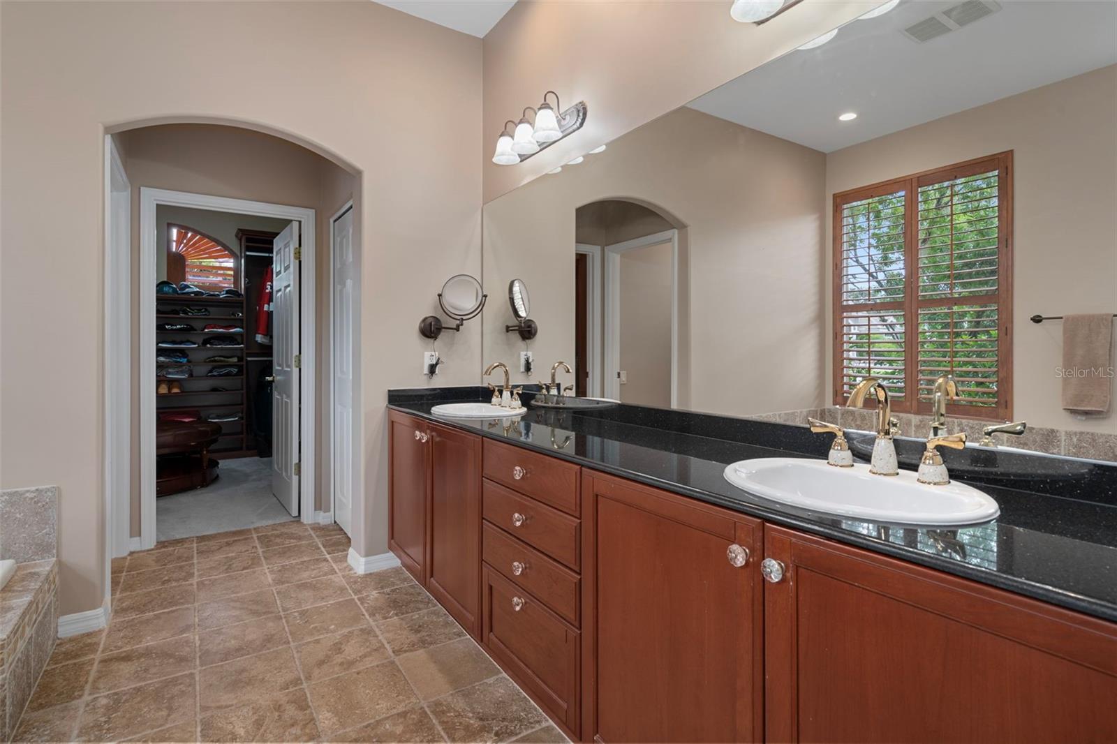 CYPRESS COVE ESTATES - Residential