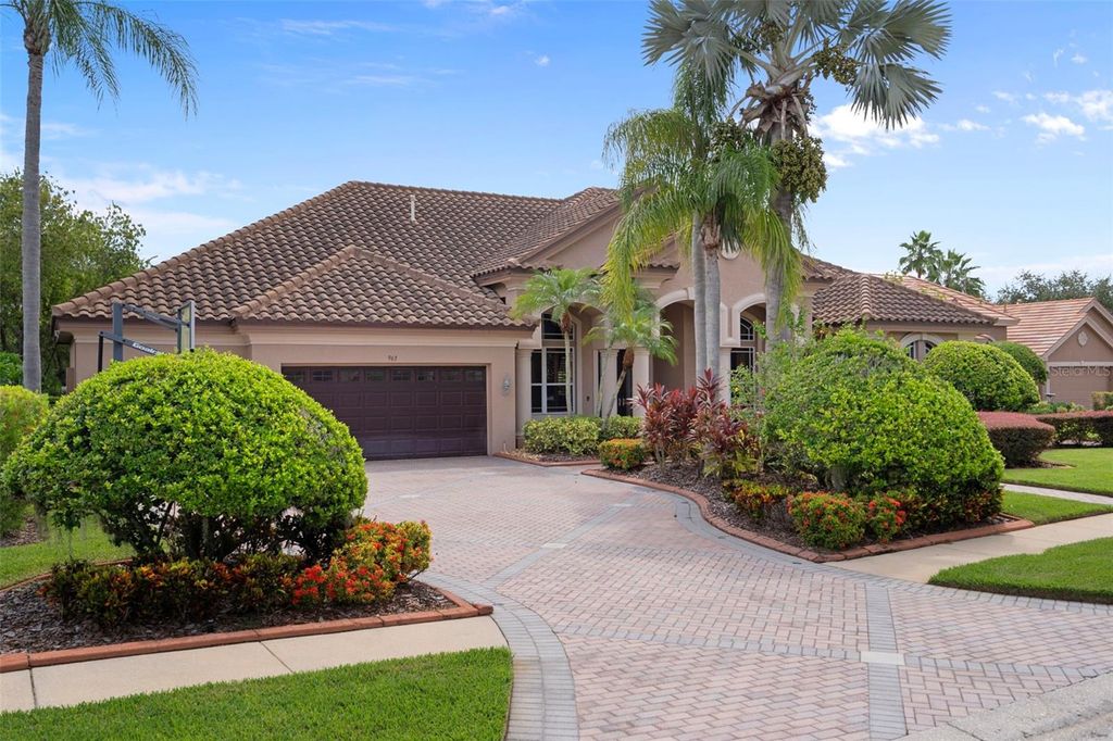 Photo of 963 Cypress Cove Way, Tarpon Springs, FL 34688 (MLS # TB8427961)