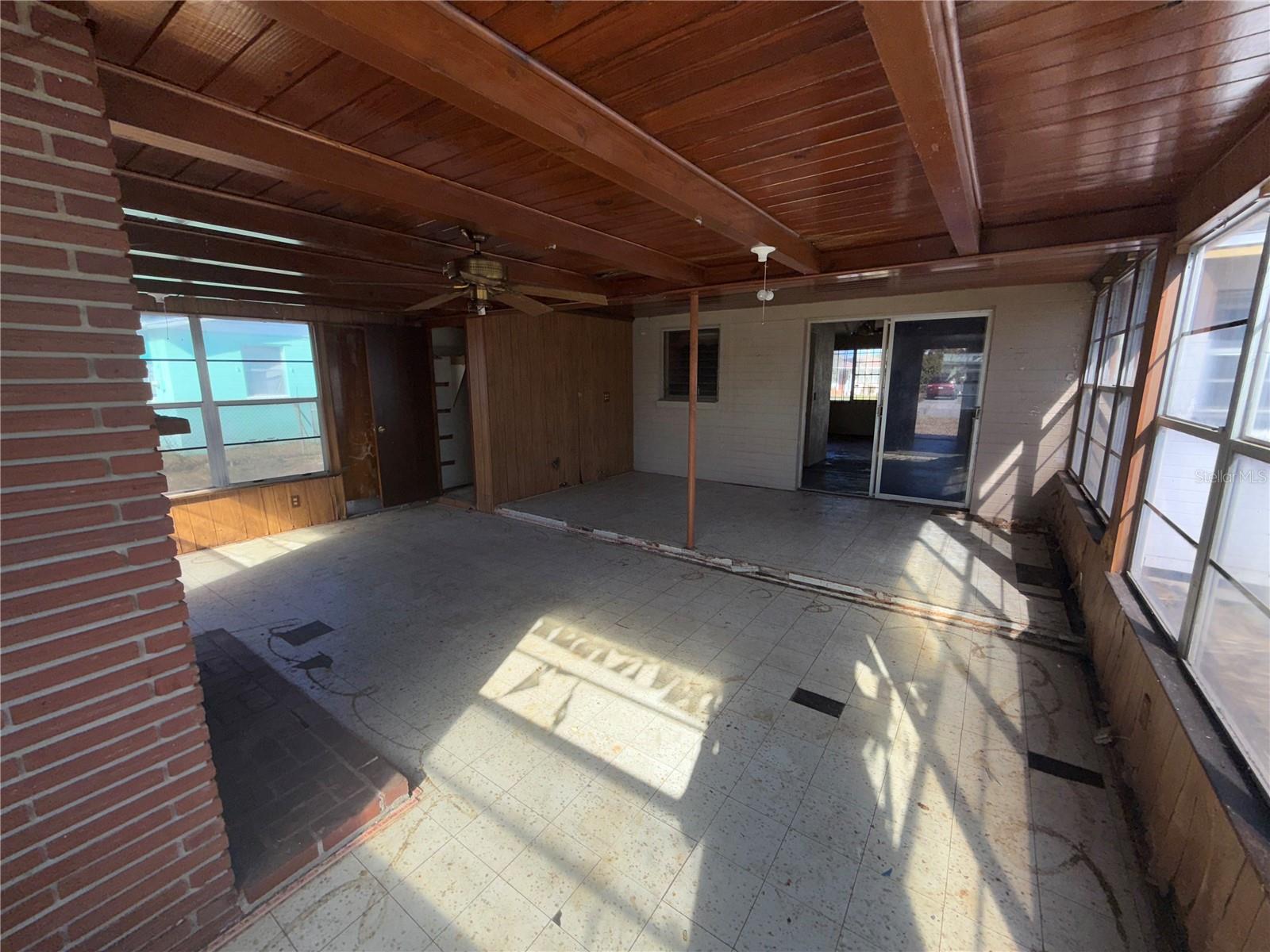 WHANORSHAM UNITS 01 & 02 - Residential