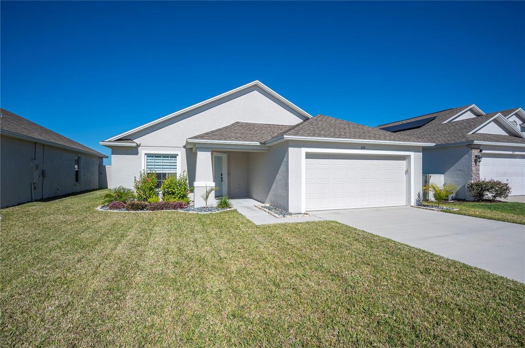 Photo of 305 Arbuthnot Street, Winter Haven, FL 33881 (MLS # P4937589)