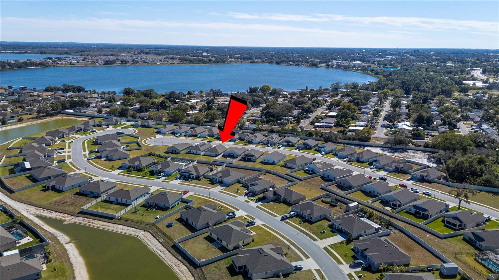 SANCTUARY BY THE LAKE PH 2 - Residential