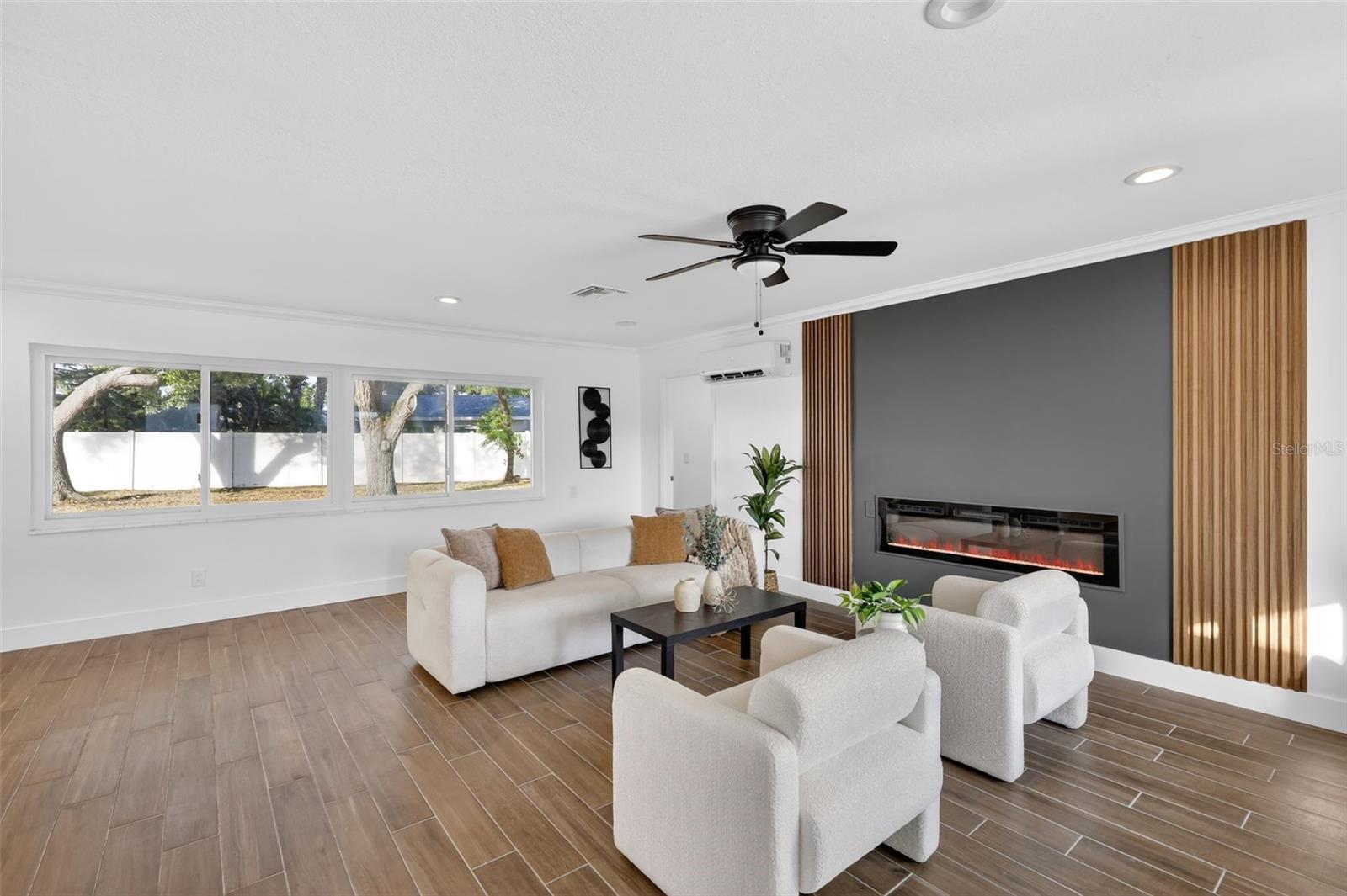 BAY CREST PARK UNIT 10-A - Residential