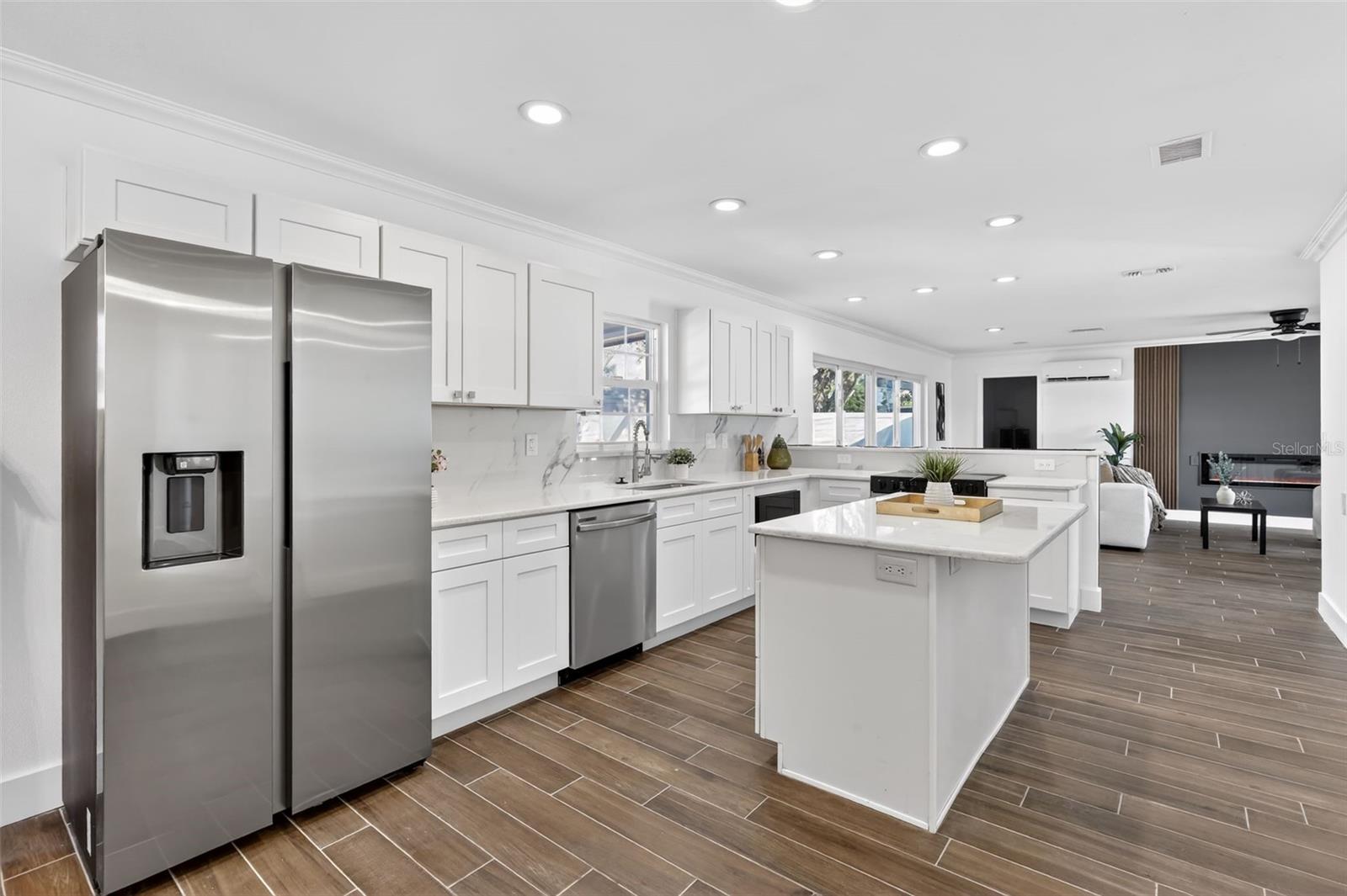 BAY CREST PARK UNIT 10-A - Residential