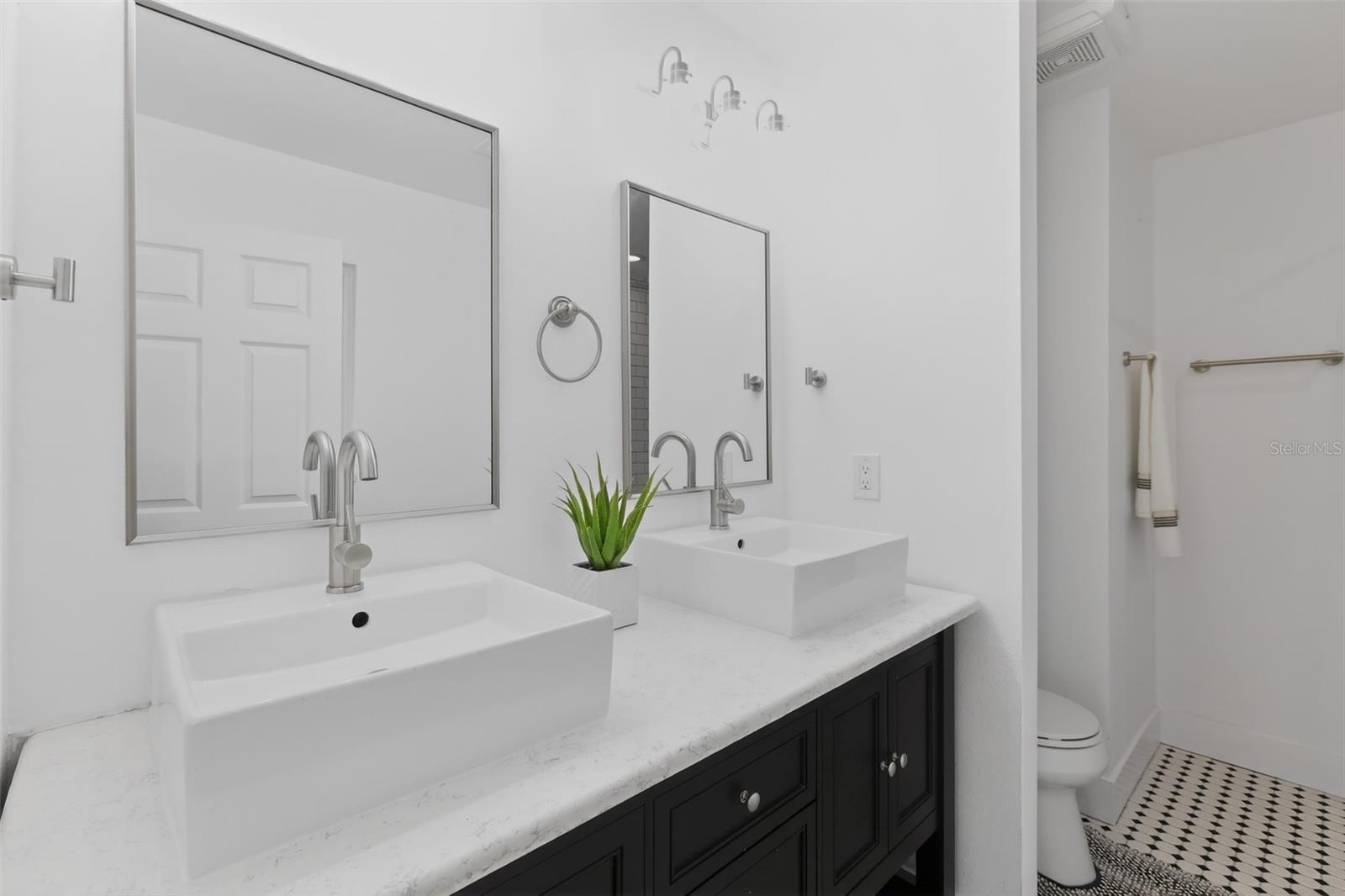 BAY CREST PARK UNIT 10-A - Residential