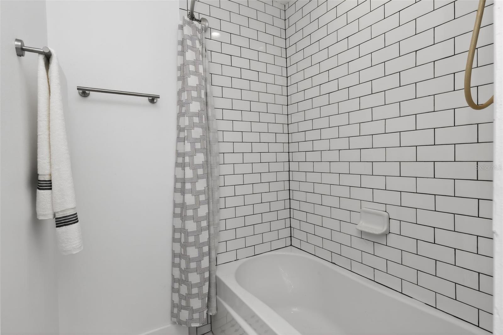 BAY CREST PARK UNIT 10-A - Residential