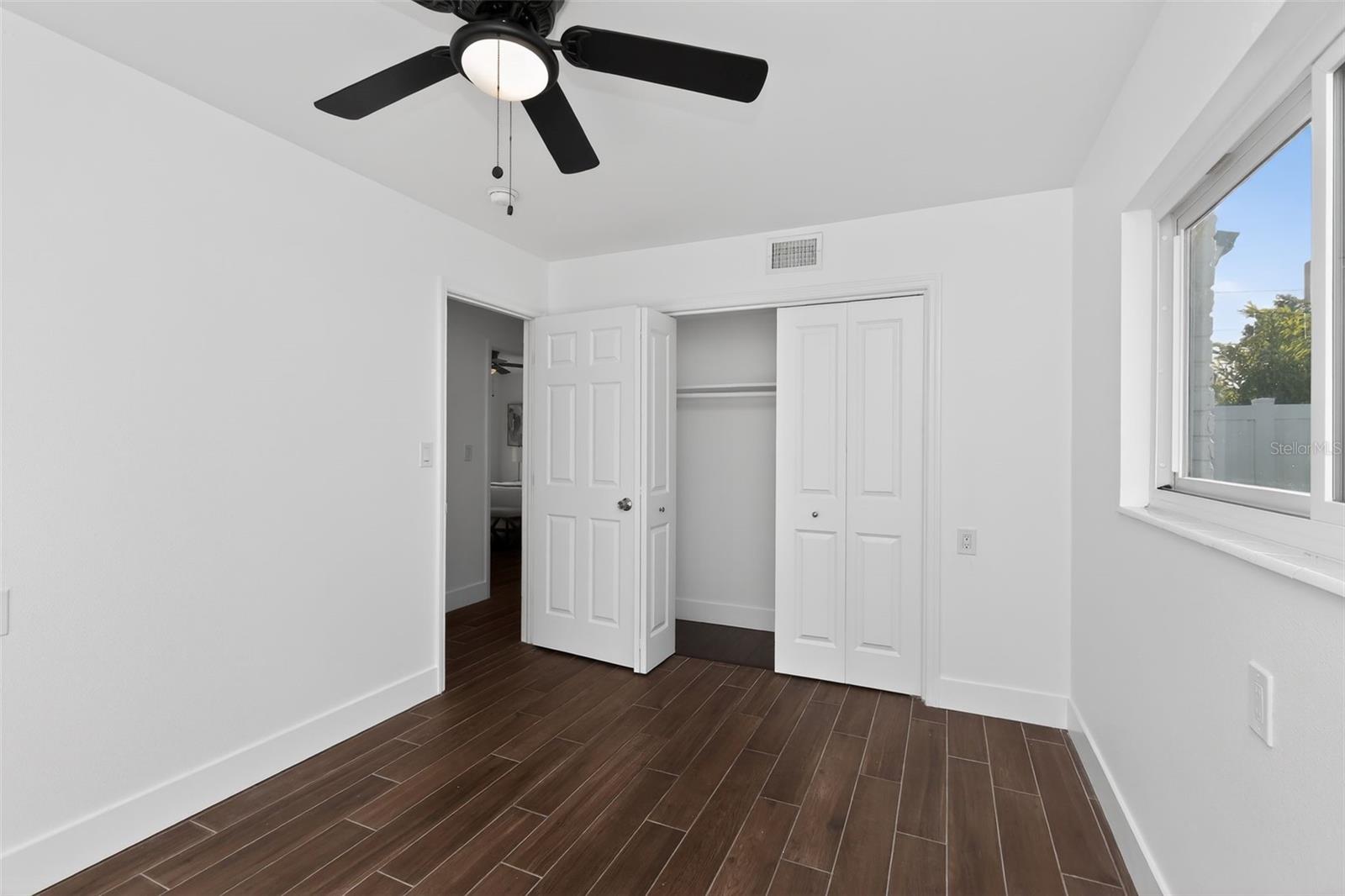 BAY CREST PARK UNIT 10-A - Residential