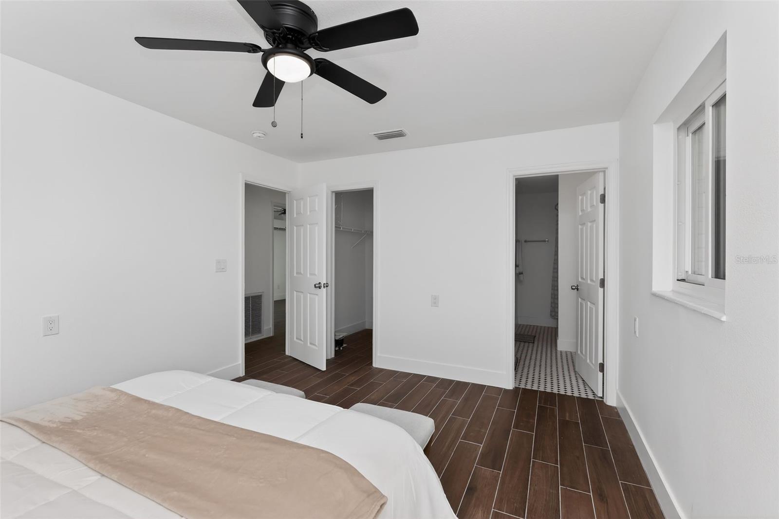 BAY CREST PARK UNIT 10-A - Residential