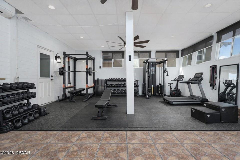 STANDISH SHORES BELLEWOOD - Residential