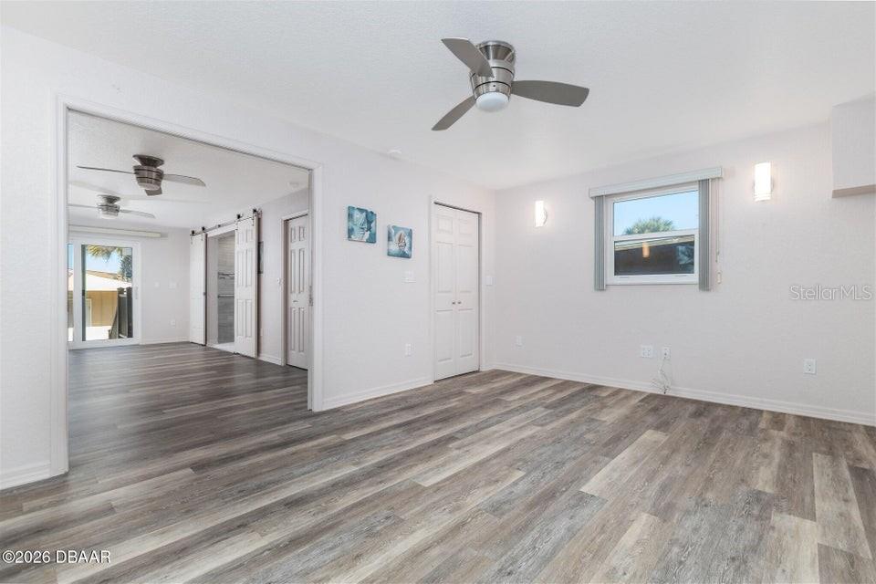 STANDISH SHORES BELLEWOOD - Residential