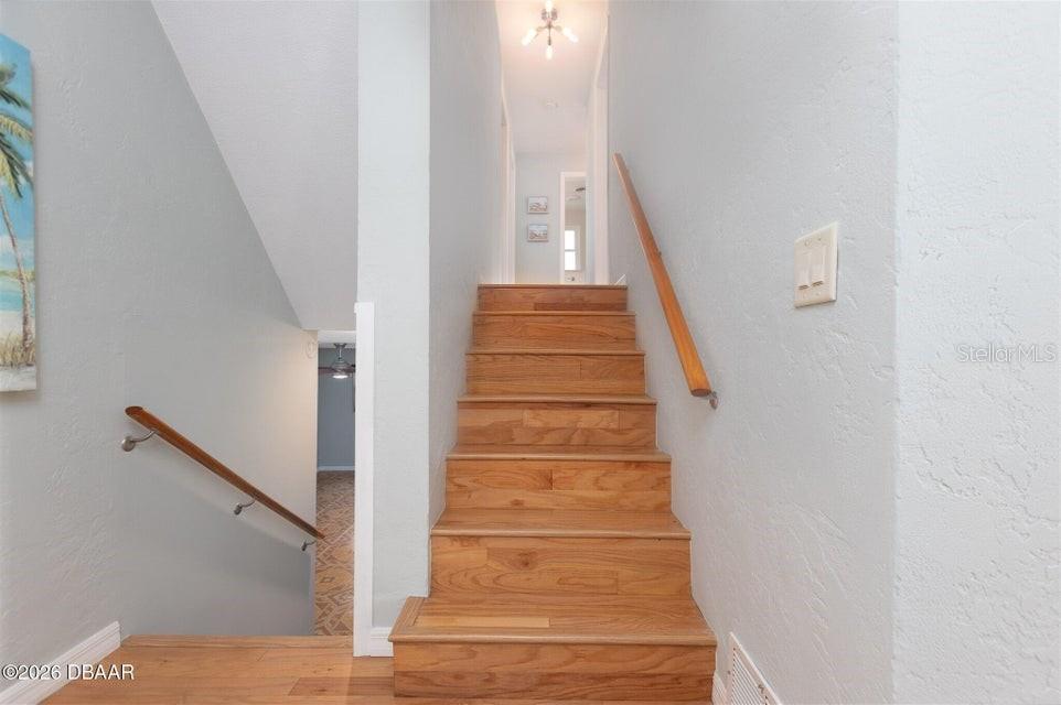 STANDISH SHORES BELLEWOOD - Residential