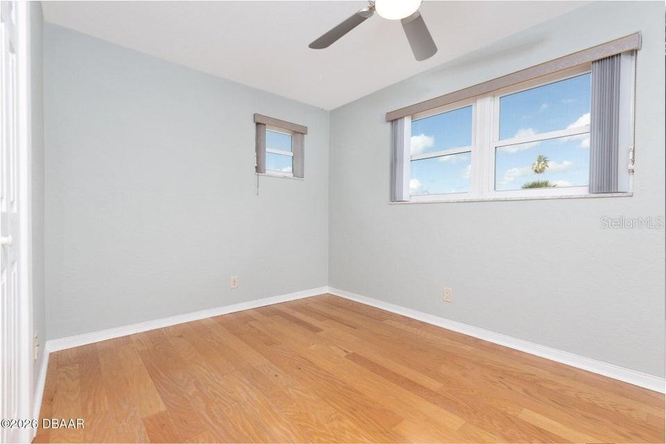 STANDISH SHORES BELLEWOOD - Residential