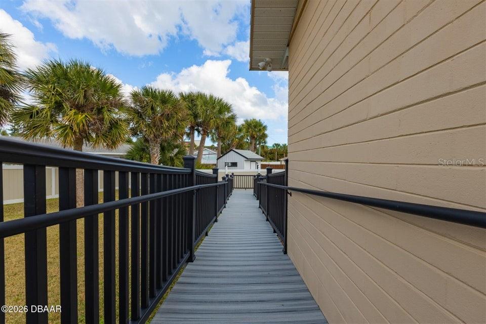 STANDISH SHORES BELLEWOOD - Residential