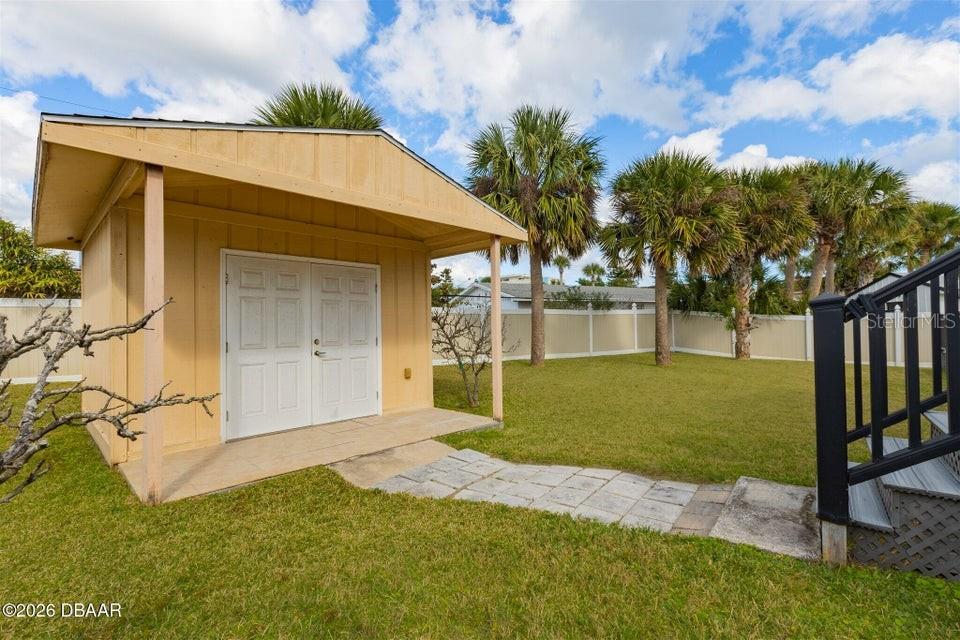 STANDISH SHORES BELLEWOOD - Residential