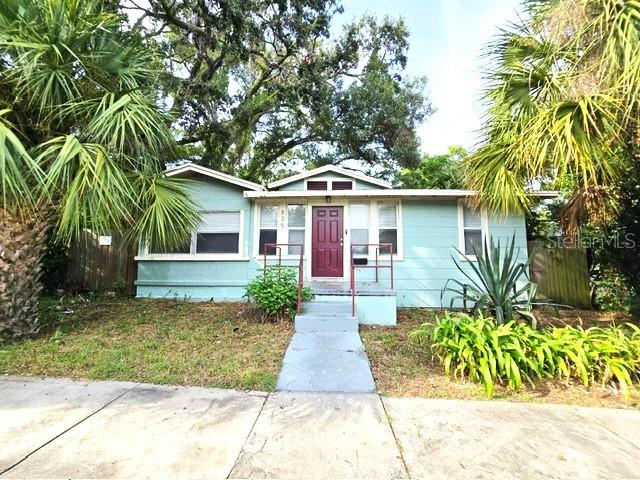 Updated St. Pete Rental!
Welcome home to this charming 4-bedroom, 2-bath property set on beautiful brick-paved streets. A decorative fireplace creates a warm first impression as you step inside. The home features updated wood-look flooring throughout the main living areas, with ceramic tile in the kitchen and bathrooms for durability and style. The central foyer and living room create a natural flow through the home. To the left, you’ll find two bedrooms, a full bath, the kitchen, and a laundry room. To the right, discover the third bedroom along with a spacious master suite and private bath. Enjoy the fenced backyard with alley access, offering both parking convenience and privacy.
Perfectly located just off 9th St. N, you’ll be only 1.6 miles from vibrant Downtown St. Petersburg with endless shopping, dining, and entertainment options.