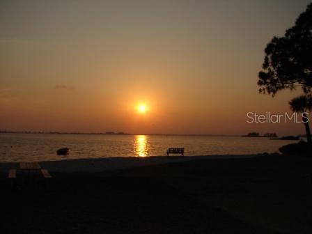 MEDITERRANEAN MANORS - Residential Lease