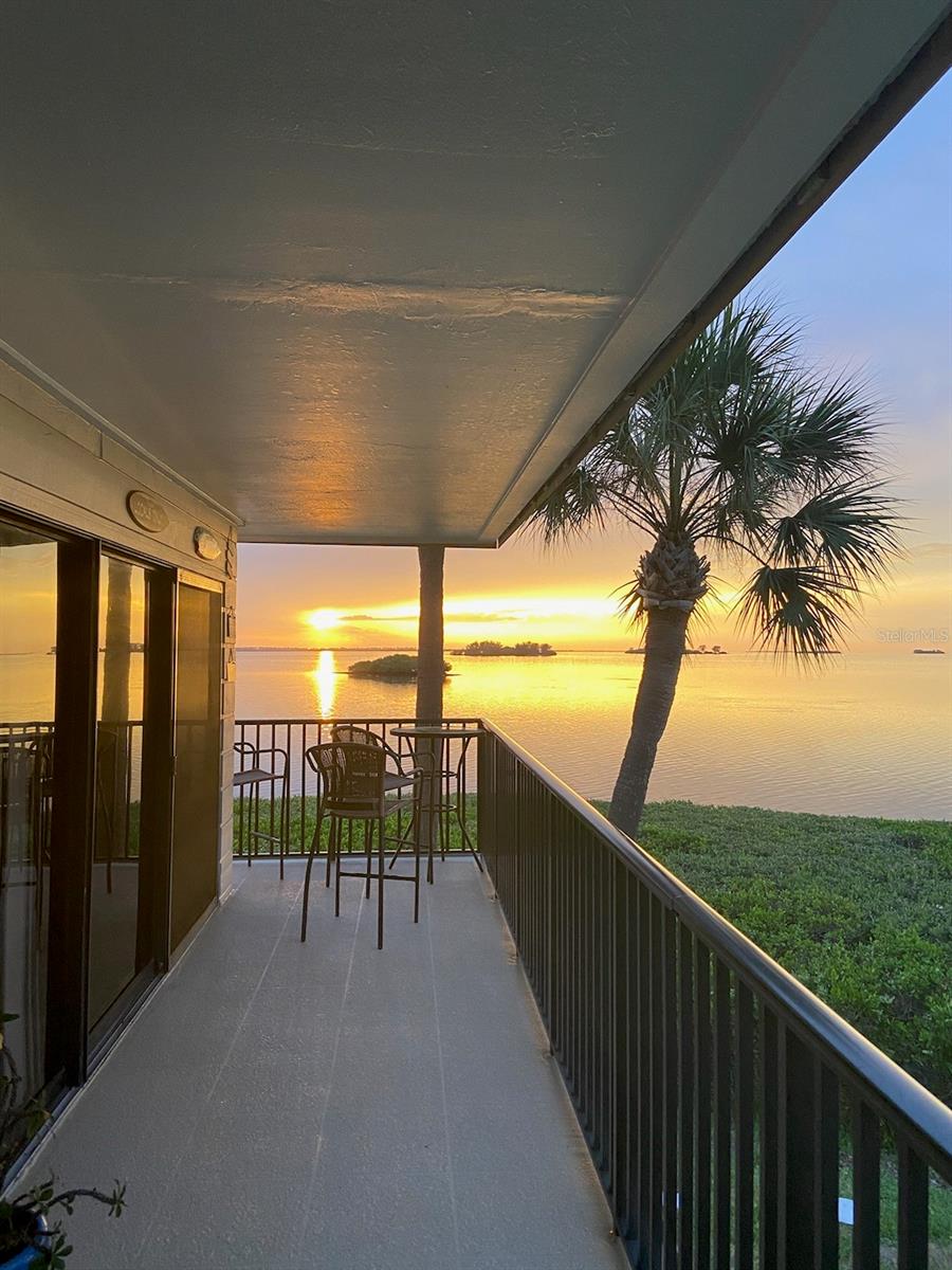 MEDITERRANEAN MANORS - Residential Lease