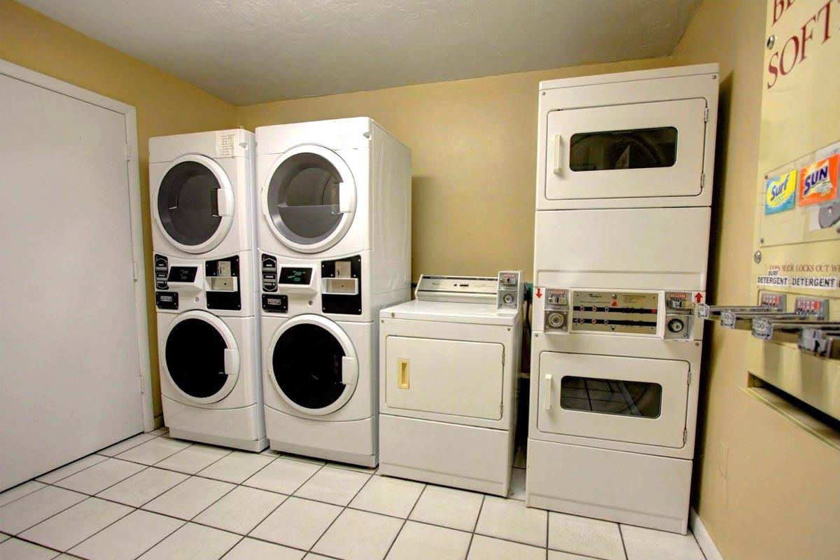OCEANIA PLAZA CONDO - Residential Lease