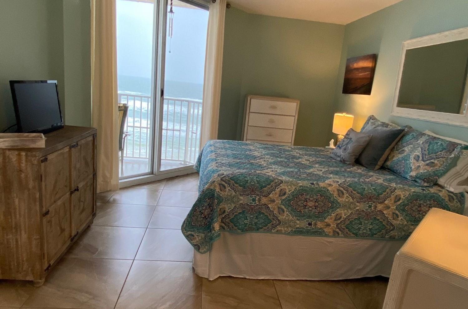OCEANIA PLAZA CONDO - Residential Lease