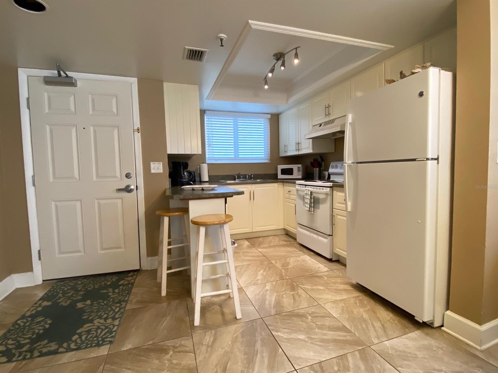 OCEANIA PLAZA CONDO - Residential Lease