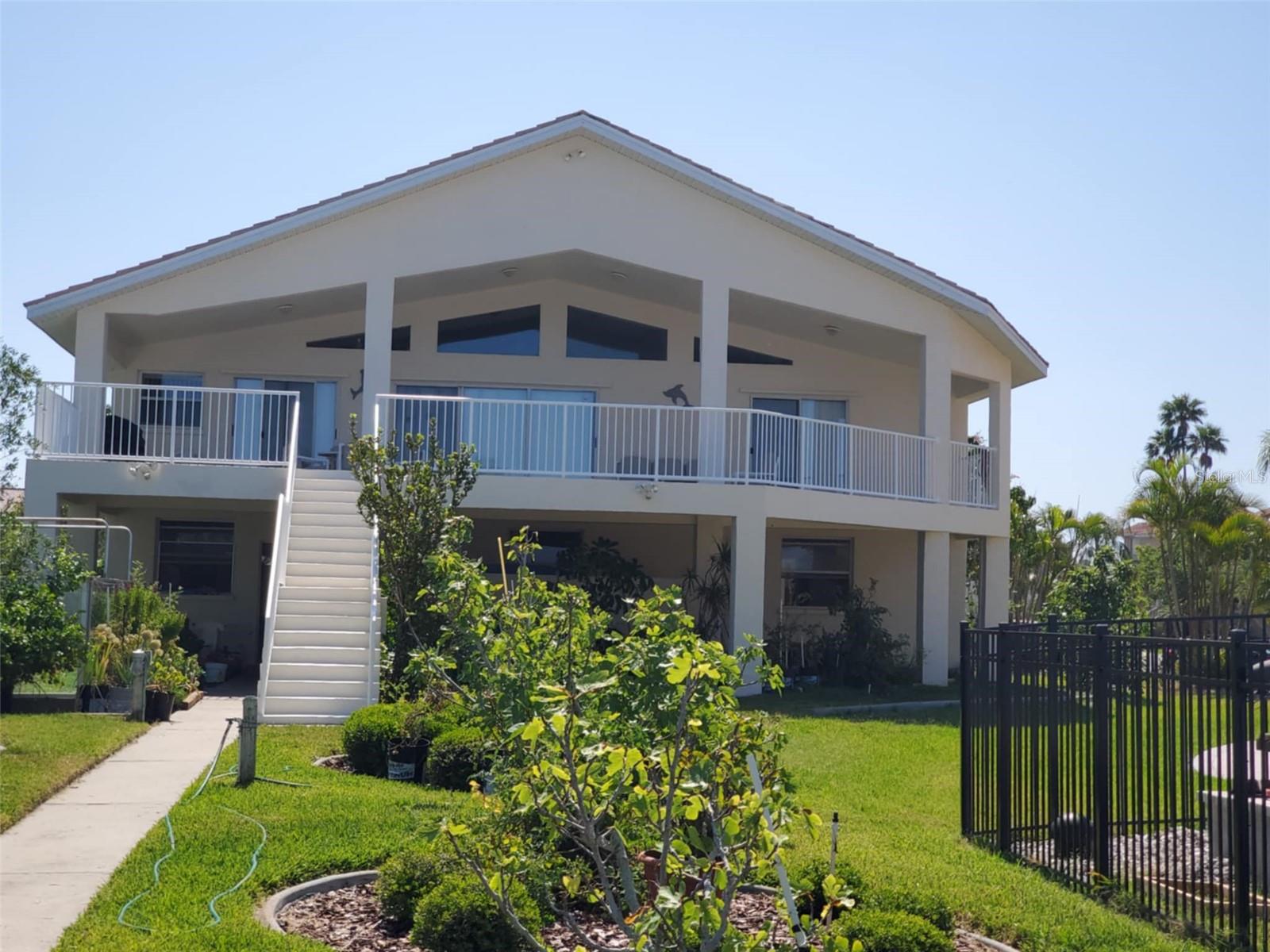GULF HARBORS SOUTH BEACH - Residential