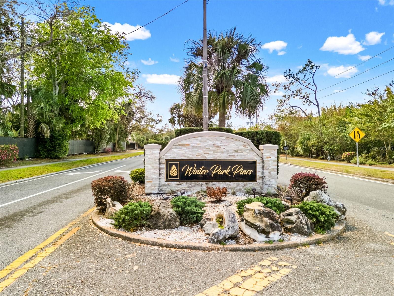 275 N RANGER BOULEVARD