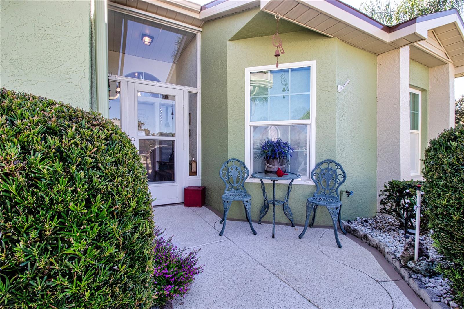2001 GARDENIA LANDINGS LANE, SUN CITY CENTER, FL, 33573 4 2001 GARDENIA LANDINGS LANE