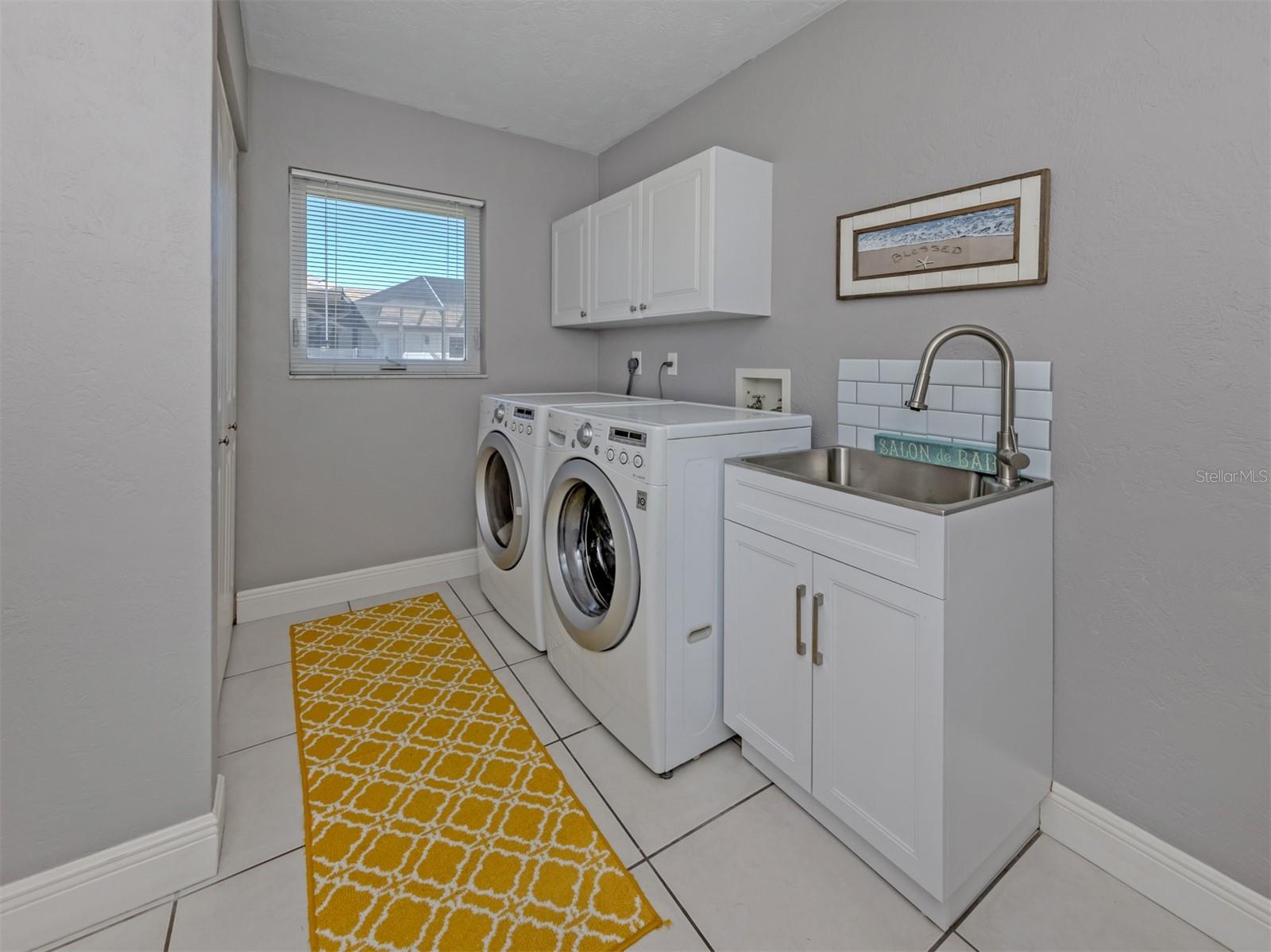 HERITAGE LAKE ESTATES - Residential