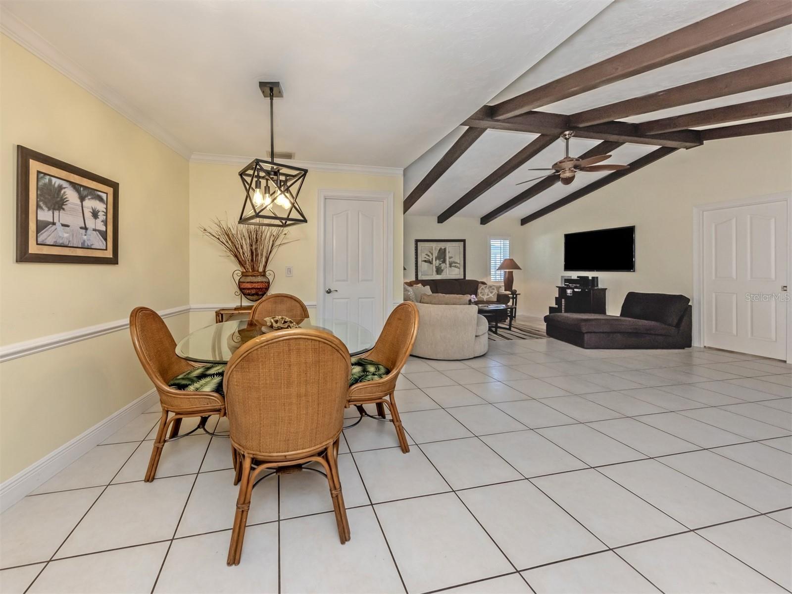 HERITAGE LAKE ESTATES - Residential