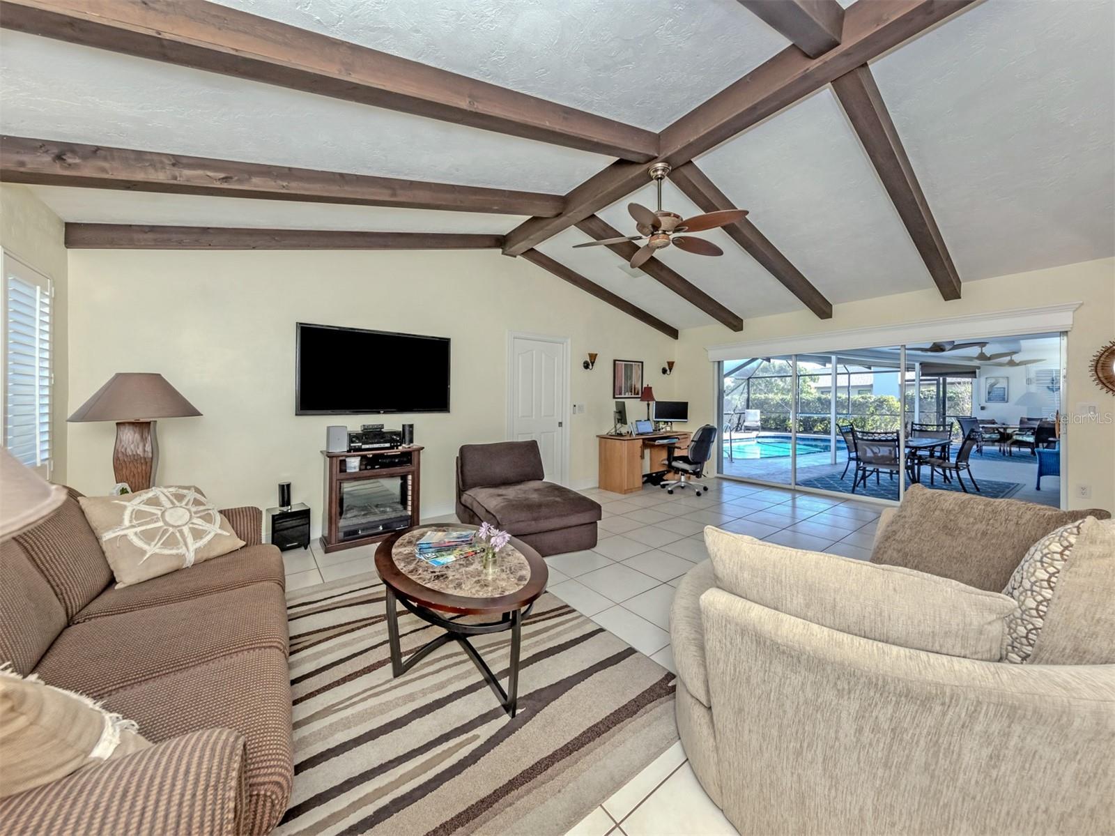 HERITAGE LAKE ESTATES - Residential