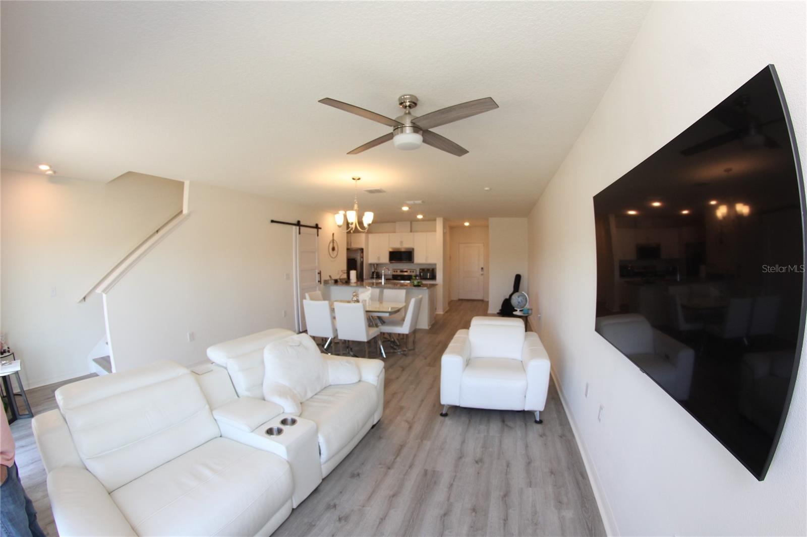 BELLAVIVA PH 4 - Residential