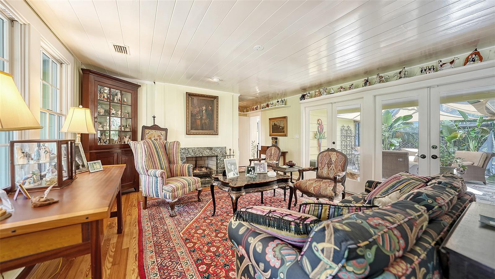 POINSETTIA PARK 2 - Residential