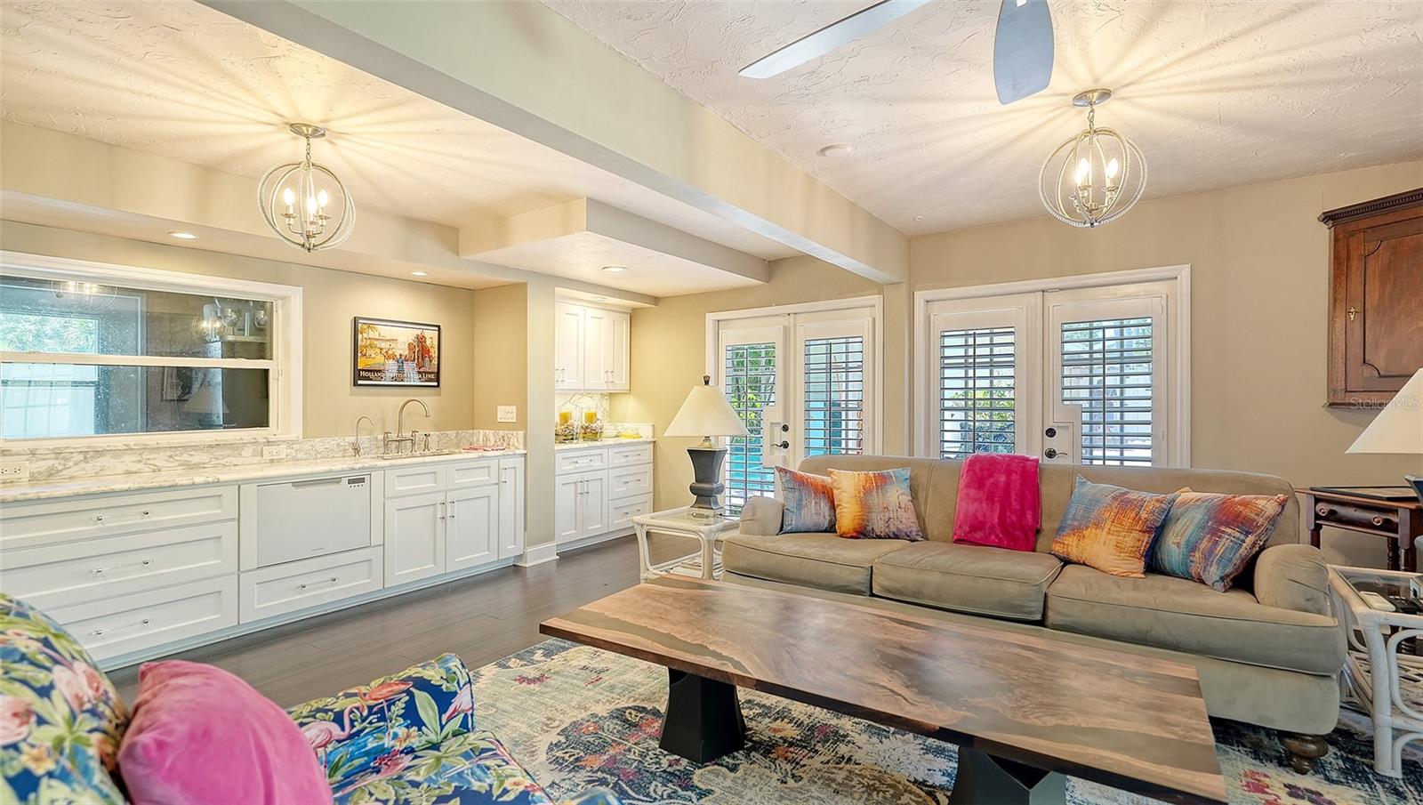 POINSETTIA PARK 2 - Residential