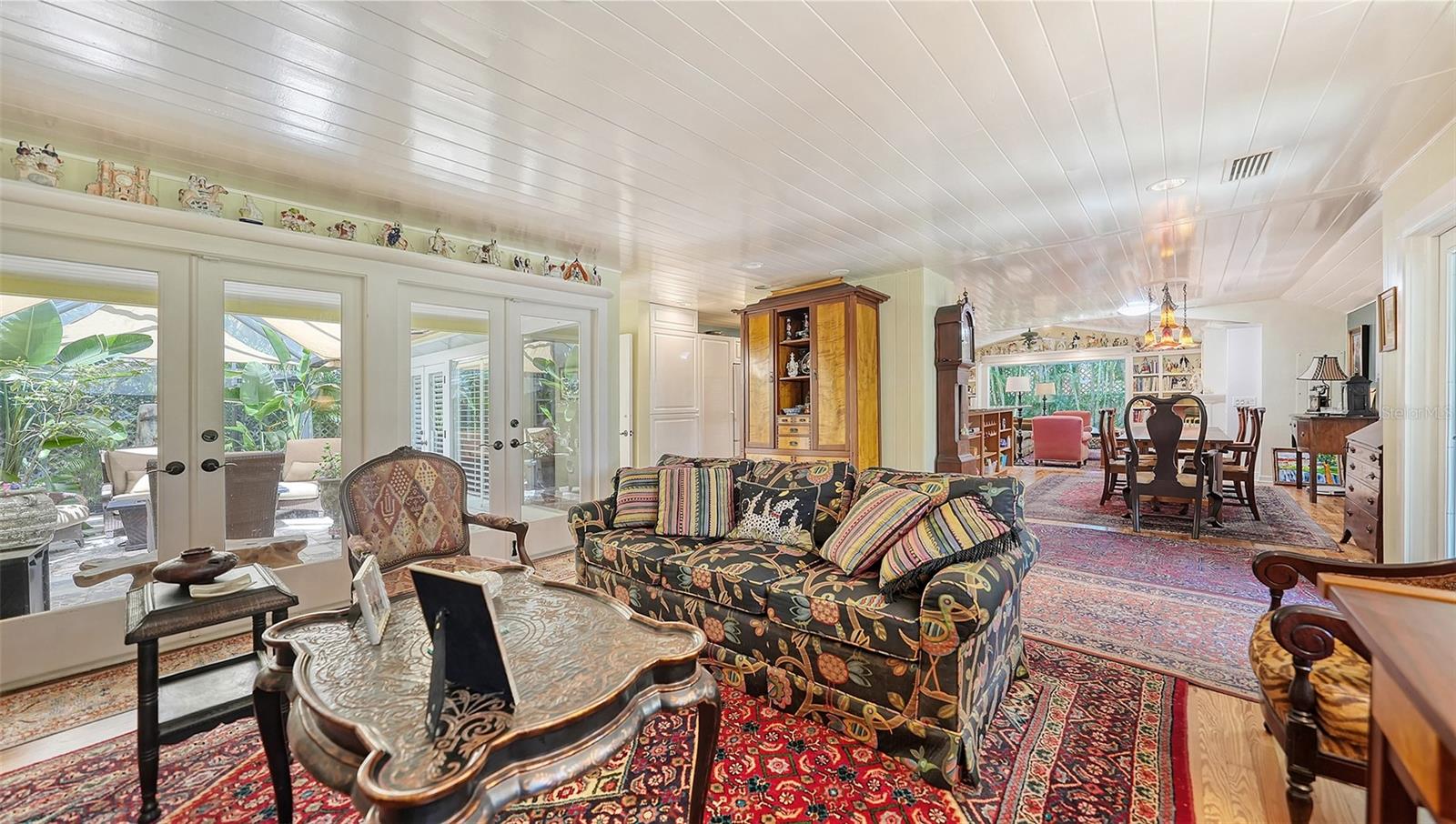 POINSETTIA PARK 2 - Residential