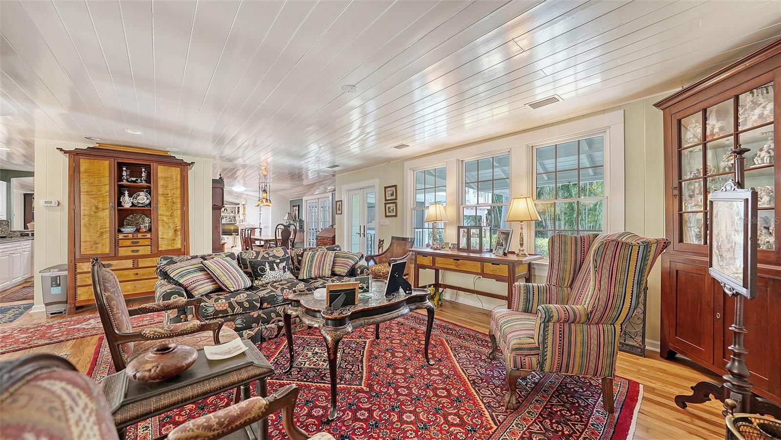 POINSETTIA PARK 2 - Residential