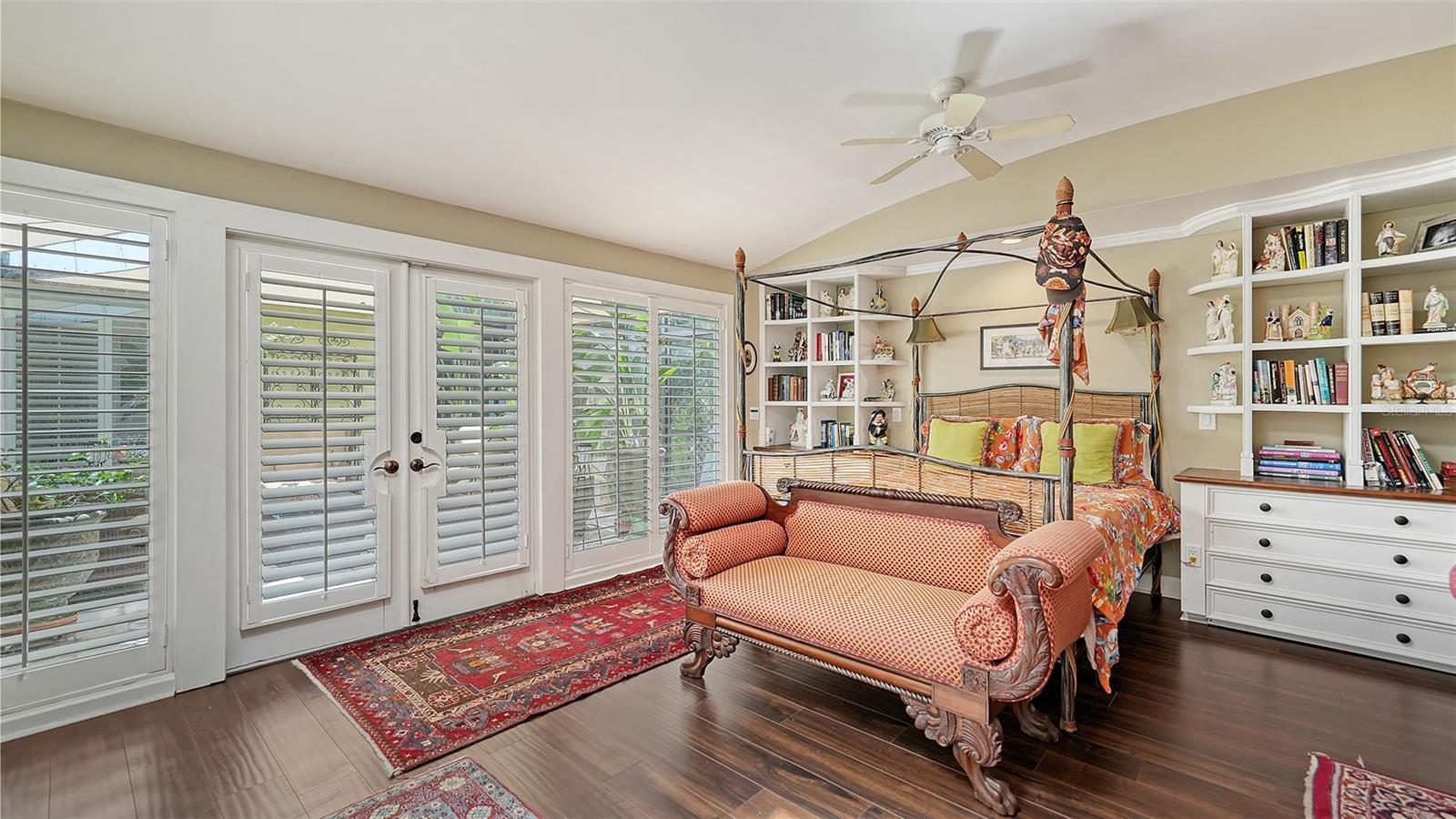 POINSETTIA PARK 2 - Residential