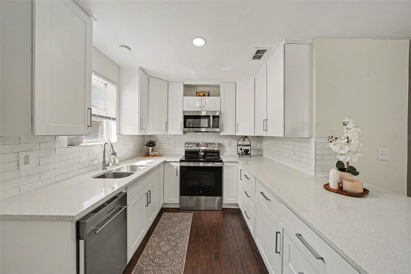 3704 CARROWAY STREET