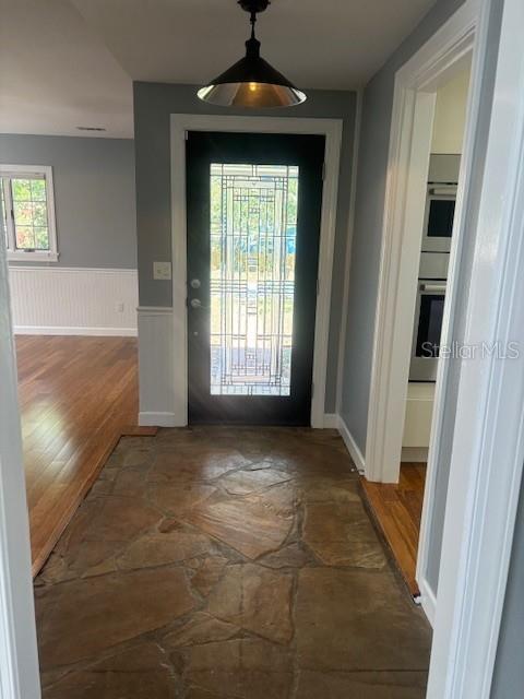 PLEASANT VIEW TERRACE - Residential Lease