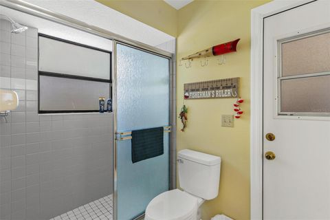 Tiny photo for 16647 E Shirley Shores Road, Tavares, FL 32778 (MLS # G5100742)