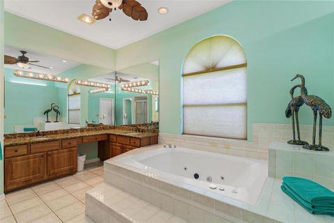 Tiny photo for 16647 E Shirley Shores Road, Tavares, FL 32778 (MLS # G5100742)