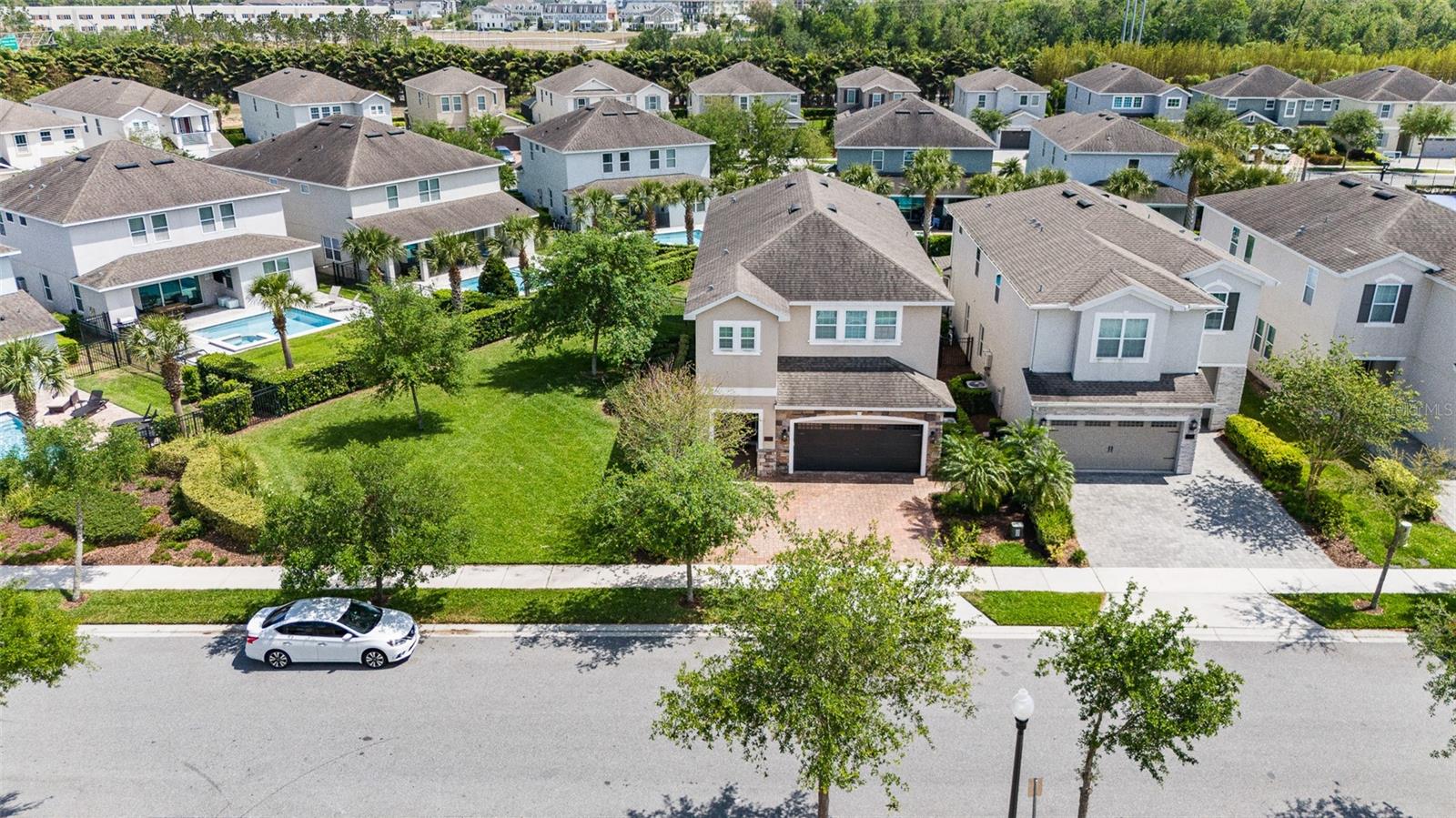 REUNION WEST - Residential Lease