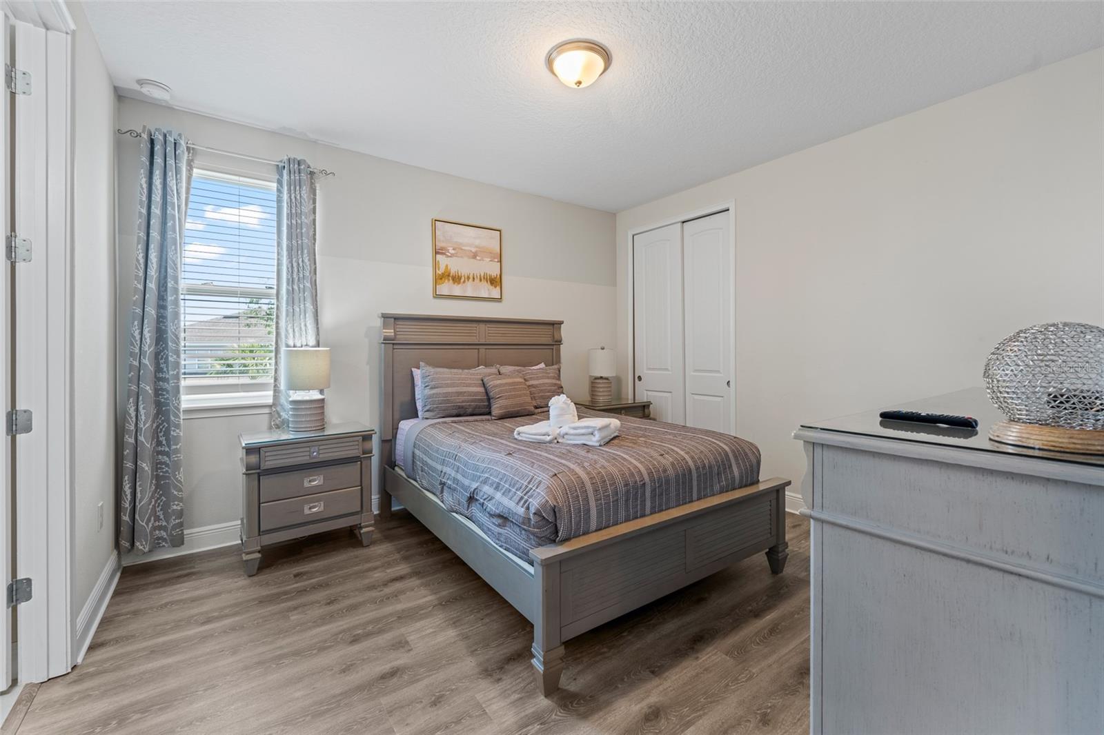 REUNION WEST - Residential Lease