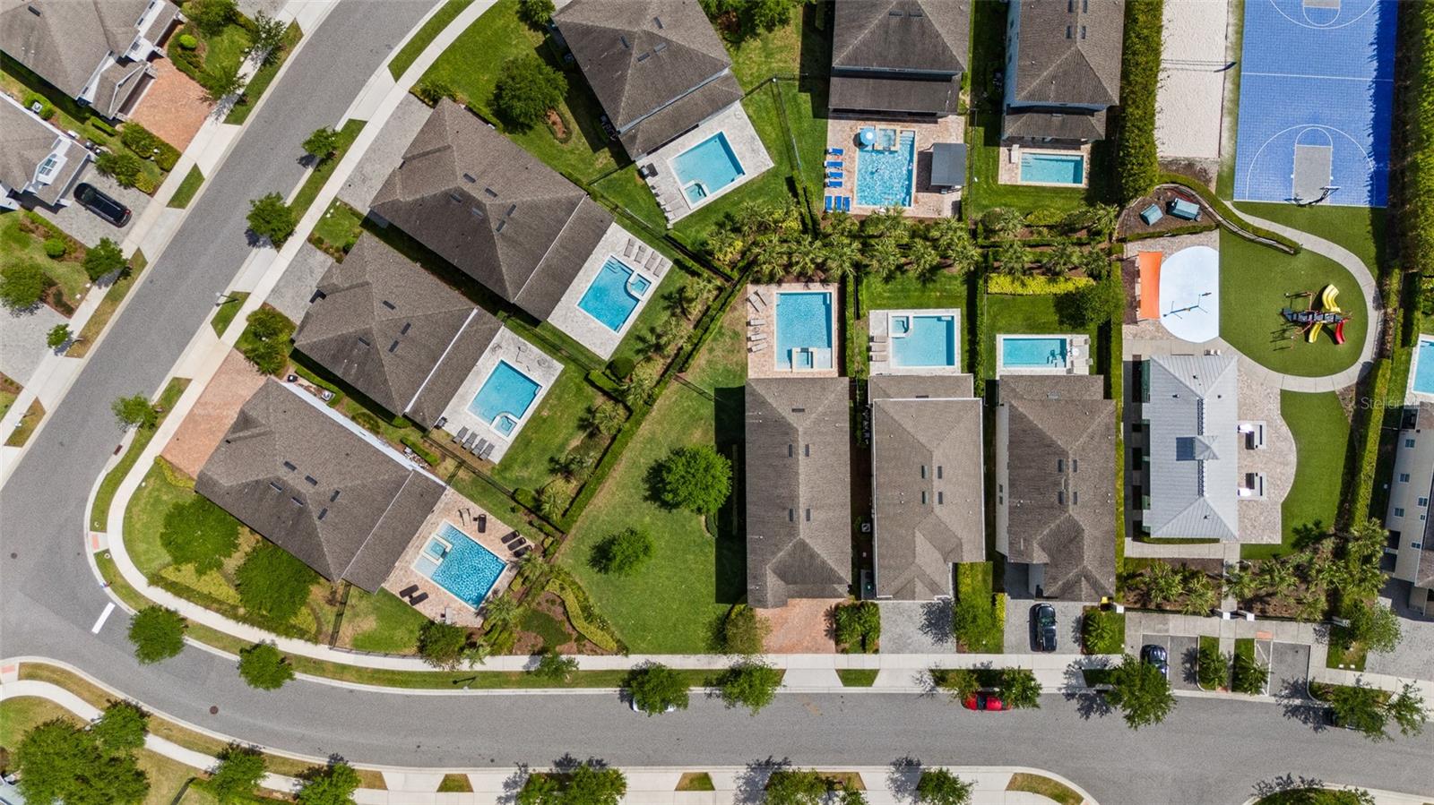REUNION WEST - Residential Lease