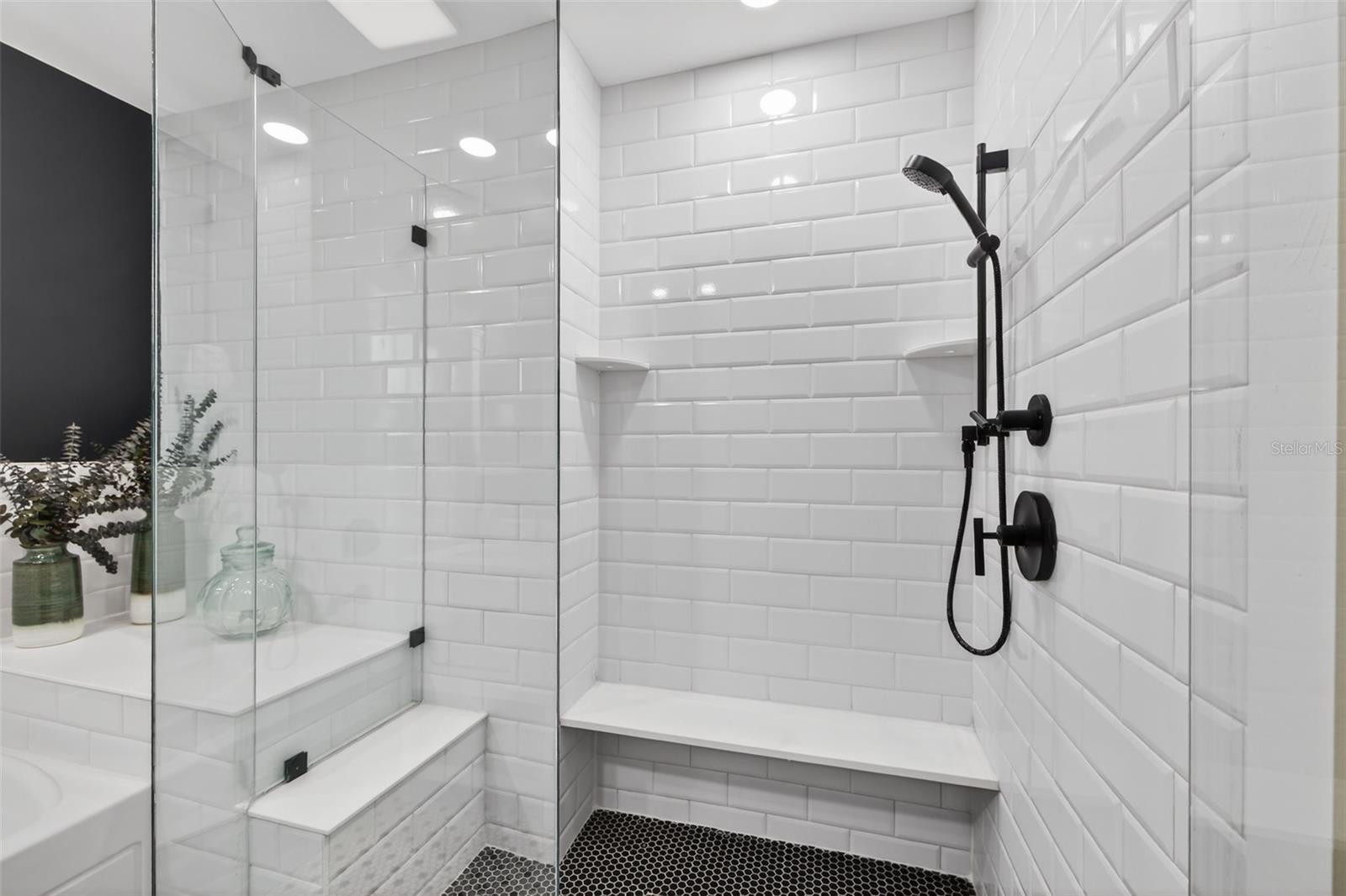 FLORIDA HEIGHTS - Residential