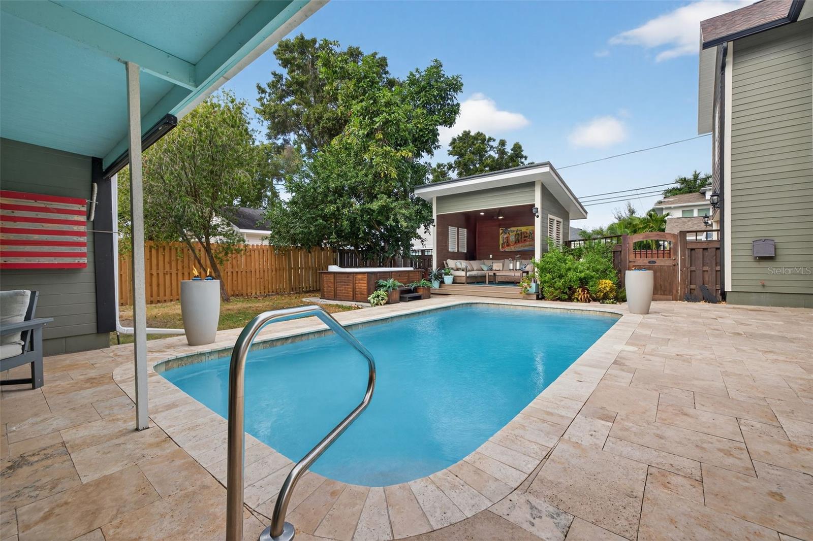 FLORIDA HEIGHTS - Residential