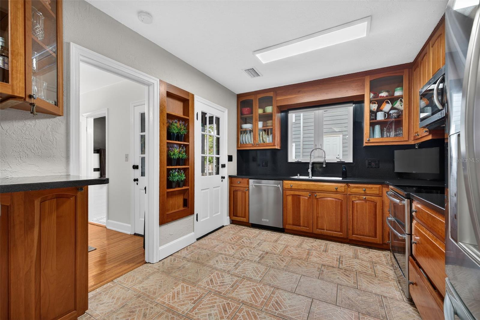 FLORIDA HEIGHTS - Residential