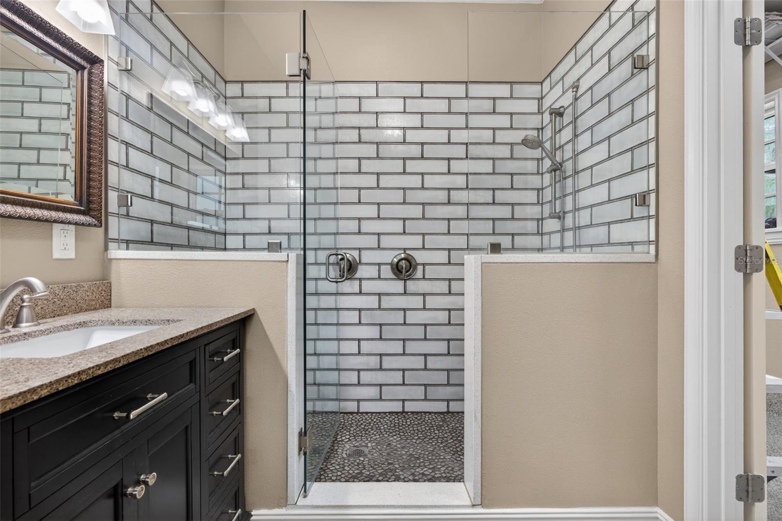 FLORIDA HEIGHTS - Residential