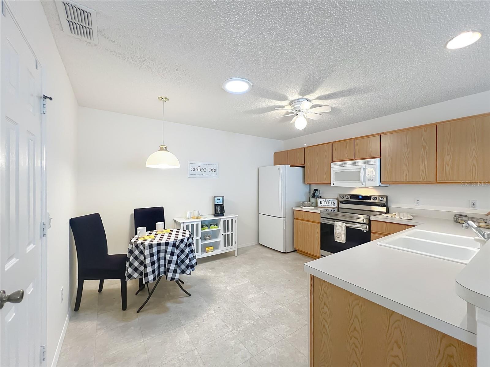 VILLAGES OF SUMTER VILLA DE LEON - Residential
