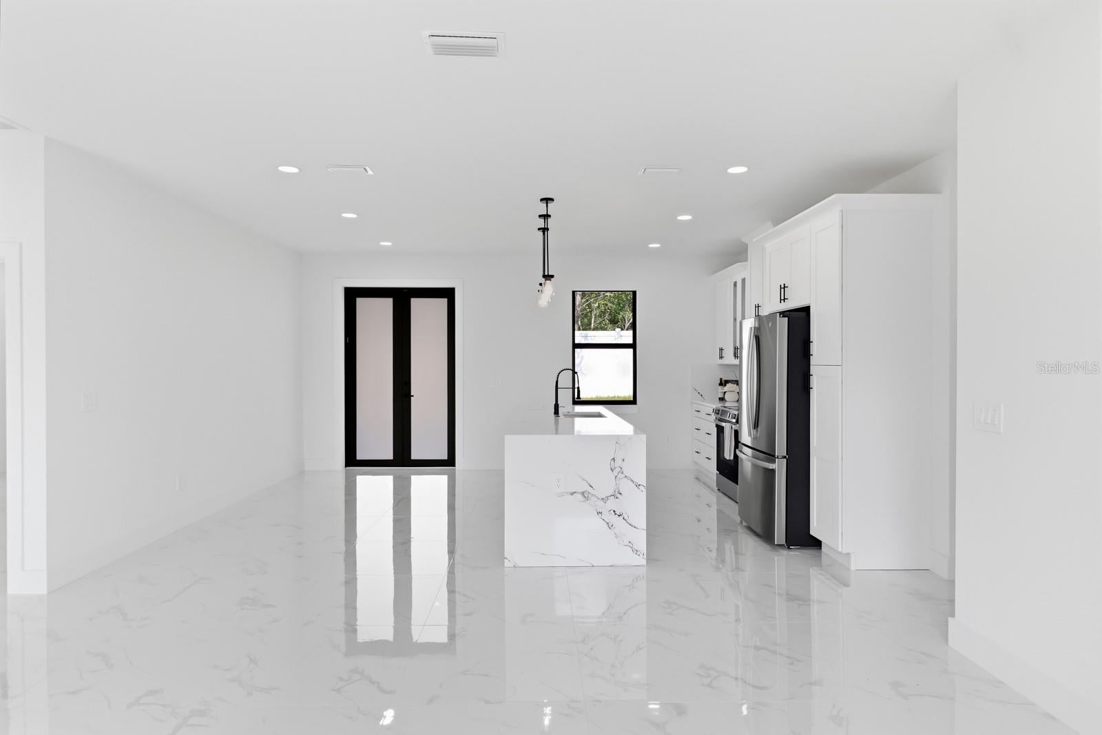 27426 AZEN LOOP