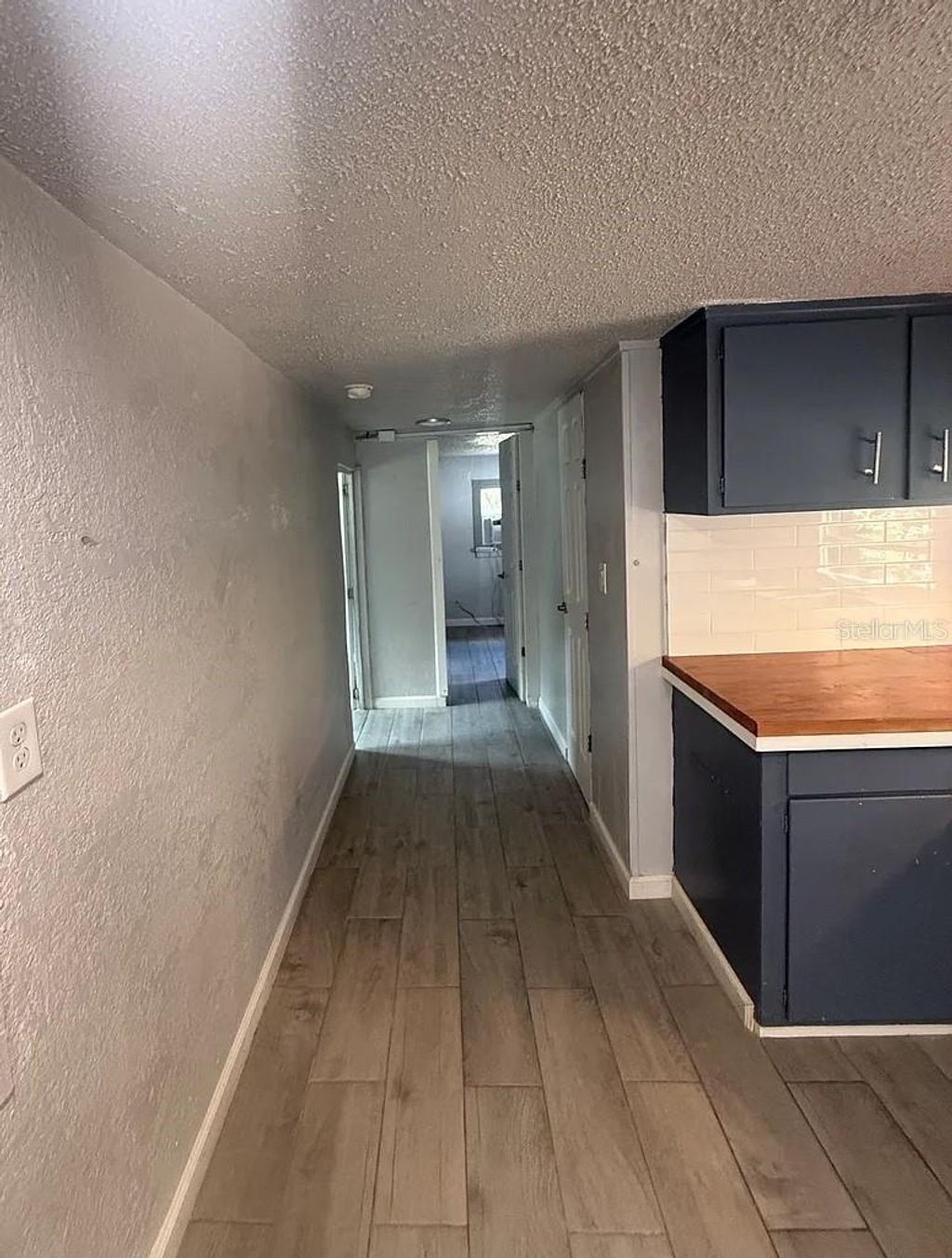 Photo of 16425 Sunflower Trl, Orlando, FL 32828 (MLS # O6404960)